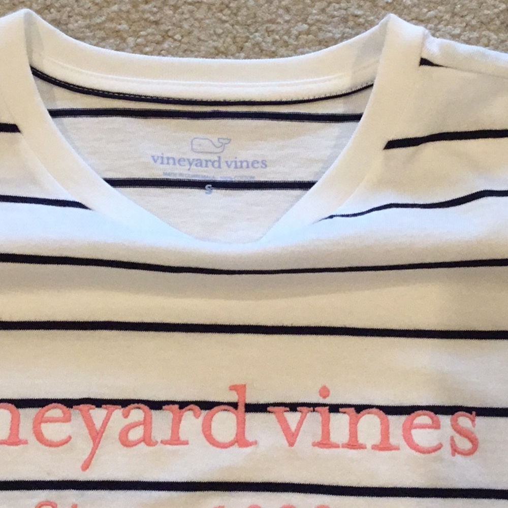 NWT Vineyard Vines Tee Shirt - Picture 4 of 5